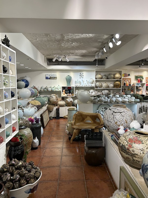 EDEN POTTERY 5