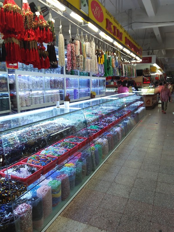Con Market 3