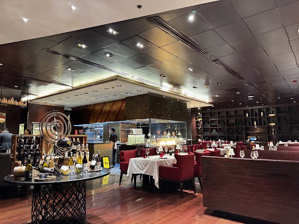 CRU Steakhouse 2