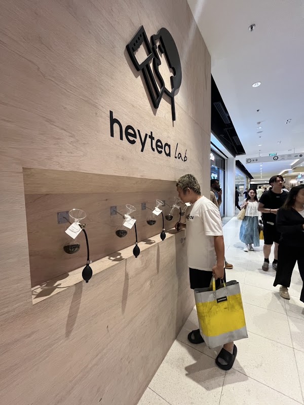 Heytea Lab CentralwOrld 1