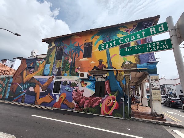 Mural: MedleyAlley by Nicia Lam, Yullis Lam, Novena Angela and Valerie Neo (2019) 2