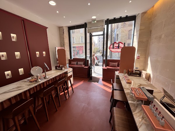 Bâton Rouge Paris 4