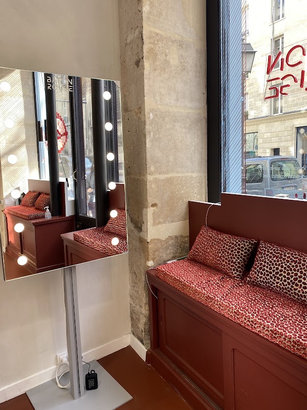 Bâton Rouge Paris 3