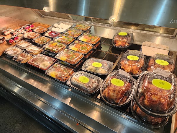 Foodland Farms Lahaina 5
