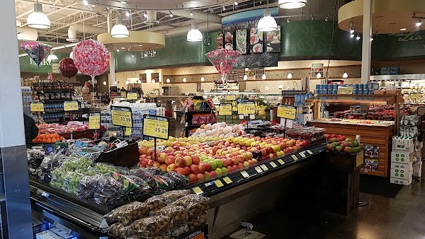 Foodland Farms Lahaina 4