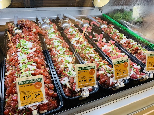 Foodland Farms Lahaina 3