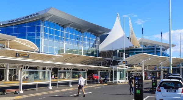 Auckland Airport 2