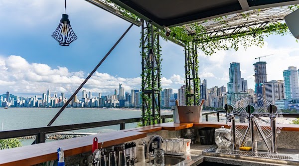 Dinner In The Sky 1