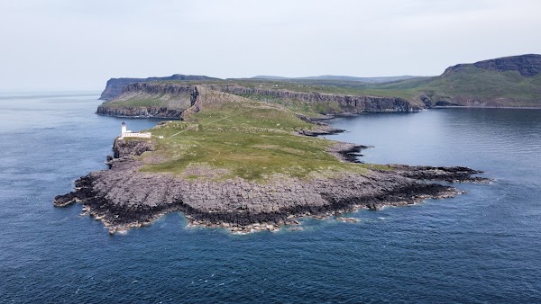 Neist Point Lighthouse 4