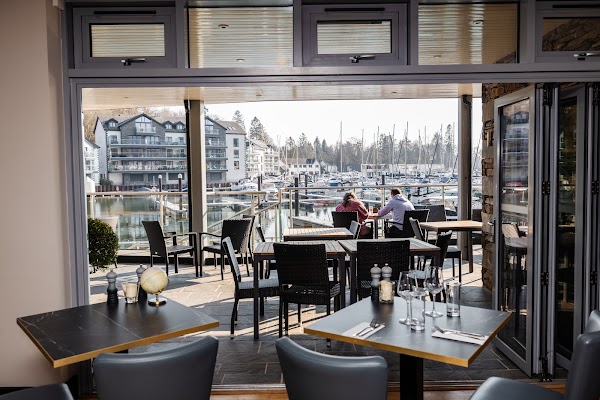 Marina View | Bar & Restaurant