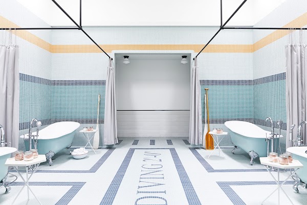 MoonAcre Spa & Baths 1
