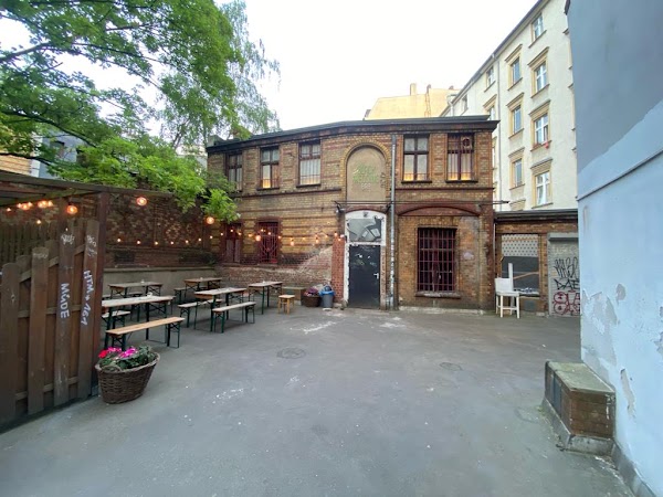 BLACK WEDDING BAR 4