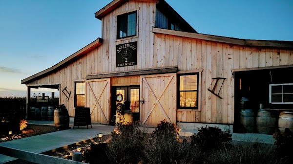 Applewood Farm & Winery ~ North of Port
