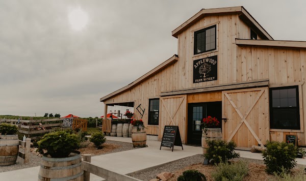 Applewood Farm & Winery ~ North of Port 5