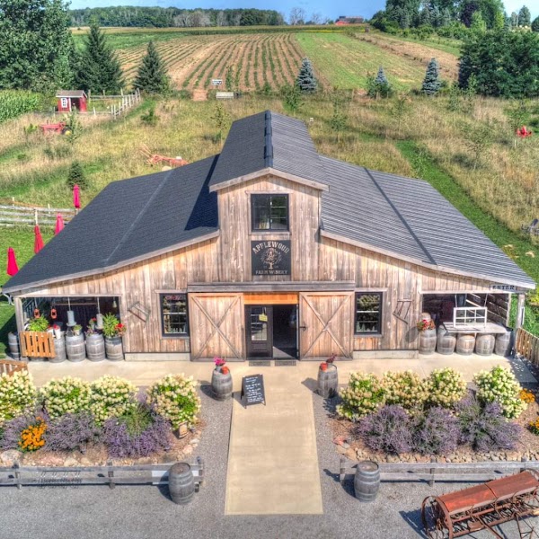 Applewood Farm & Winery ~ North of Port 3