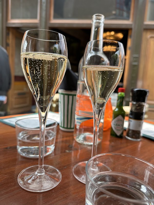 Bar Cava 4