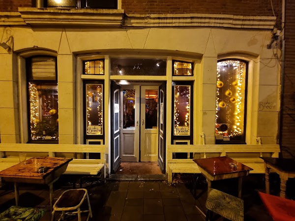 Café Brecht 3