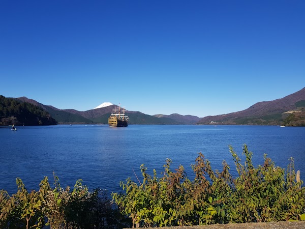 Hakone Sightseeing Cruise 4