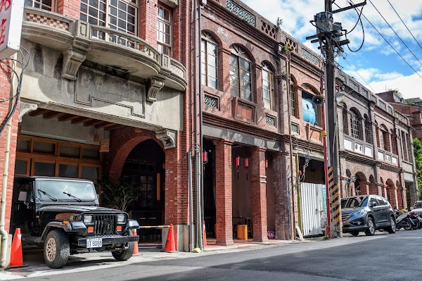 Section 1, Dihua Street 2