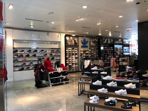 Shoe Palace 5