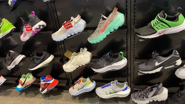 Shoe Palace 4
