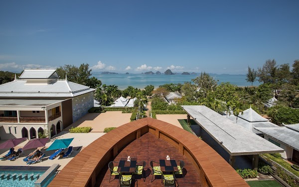Anyavee Tubkaek Beach Resort