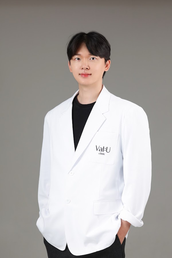 Val:U Skin clinic Myeongdong: English, Chinese, Japanese Support Cosmetic Dermatology Care