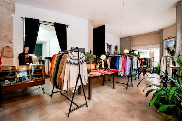 YUMMY Vintage - Vintage Store 5