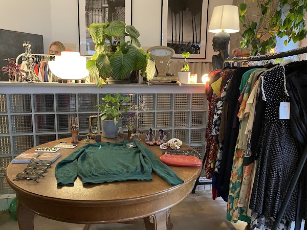 YUMMY Vintage - Vintage Store 3