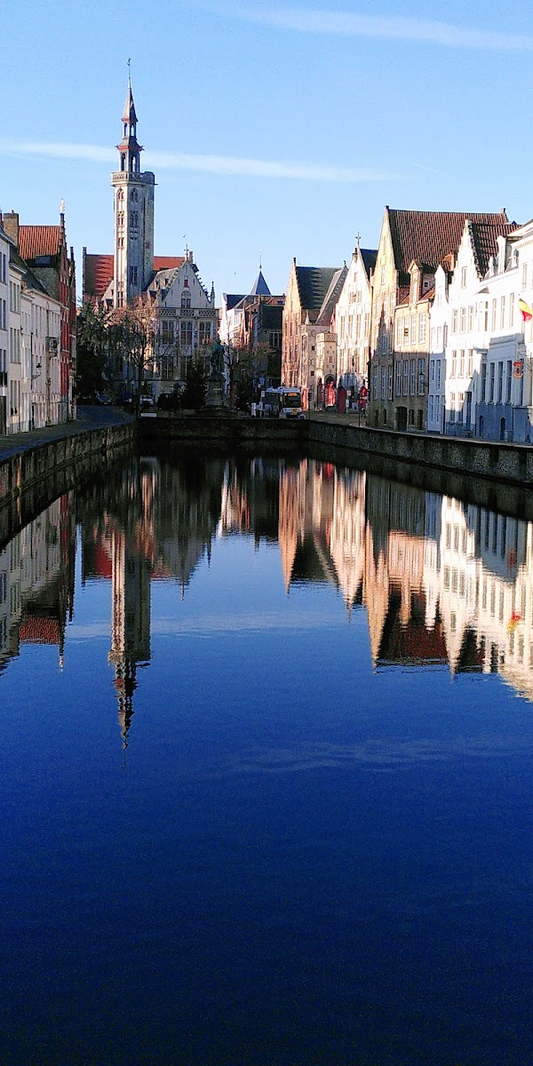 Jan van Eyckplein 3