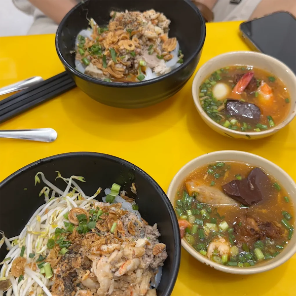 Bánh Canh Cua Gánh Thuý 3