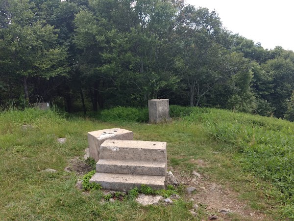 Bluff Mountain 4