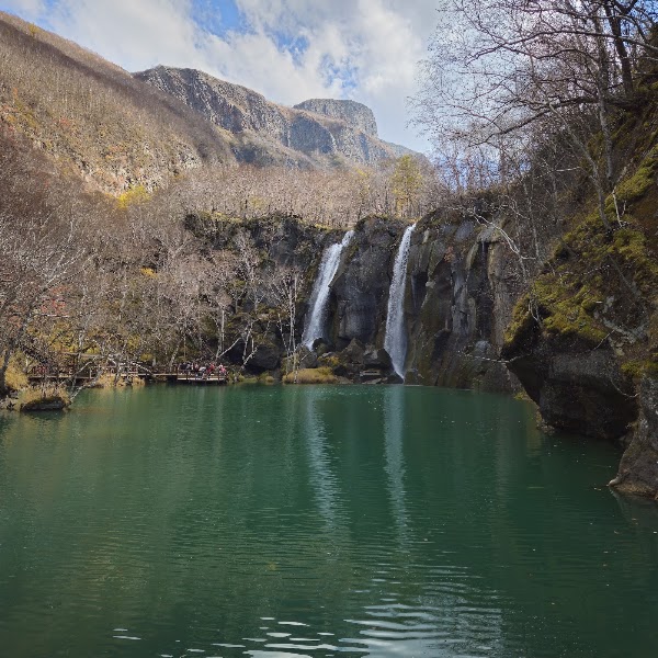 The Green Deep Pond 1