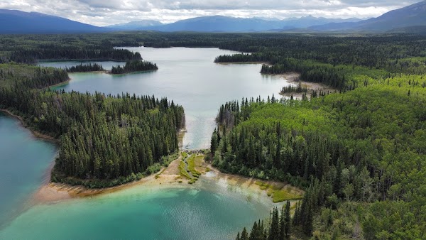 Boya Lake