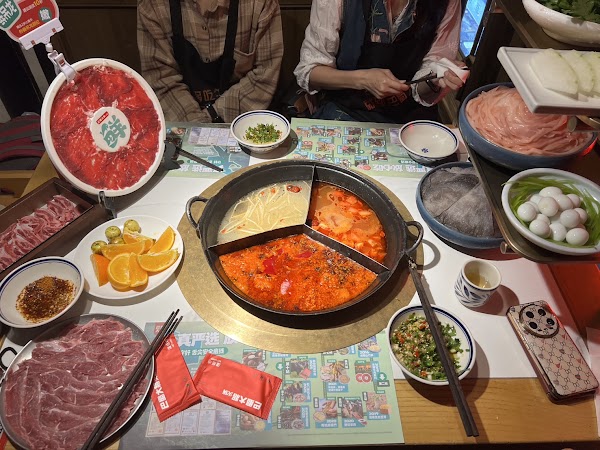 Bashu Dajiang Hotpot Chunxi Branch