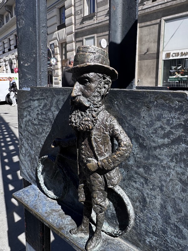 Mini Statue of Theodor Herzl, by Kolodko