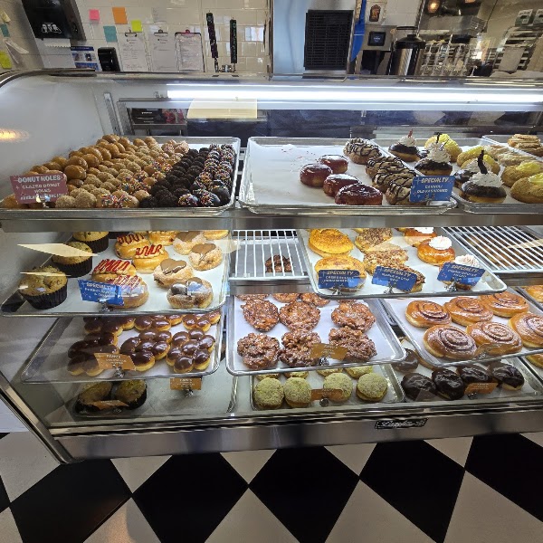 Carl's Donuts 1