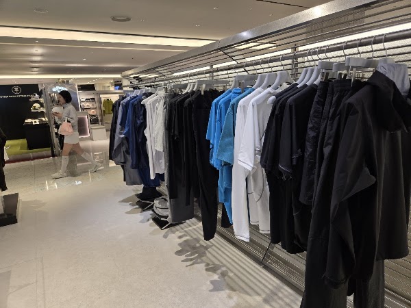 Helinox Wear Hyundai Dpt Trade center store