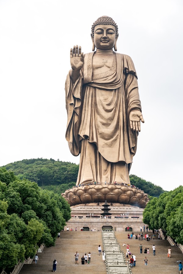 Grand Buddha at Ling Shan
