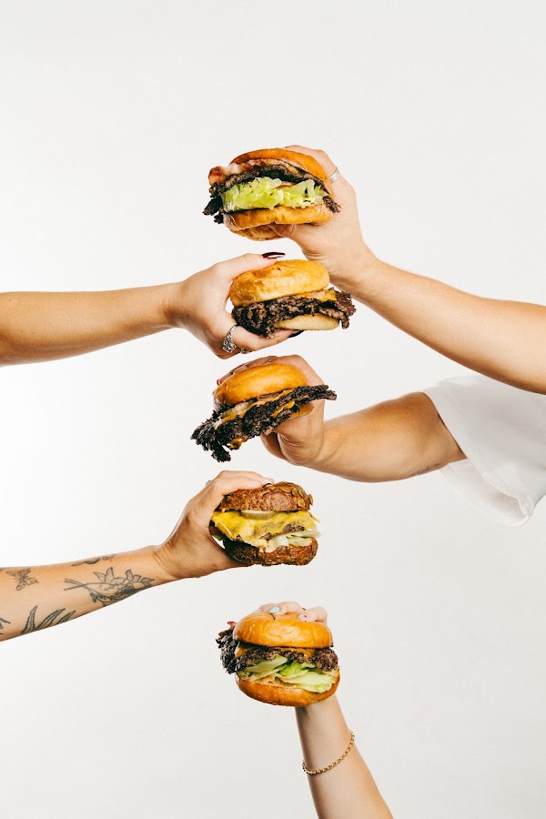 Black Burger 5