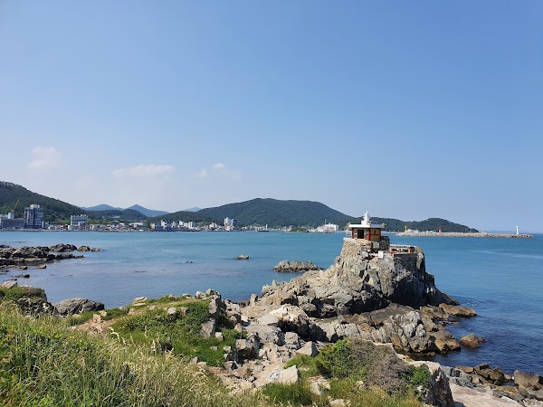 Osiria Coastal Walk 3