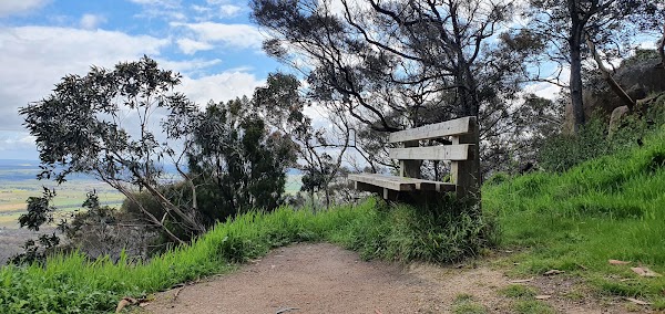 Flinders Peak Walk 1