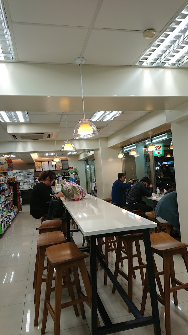 7-ELEVEN 榮鑫門市 5