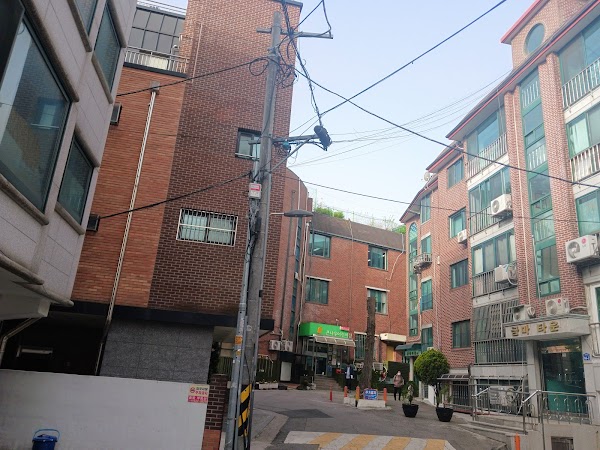 Seongsu Station Exit 4 5