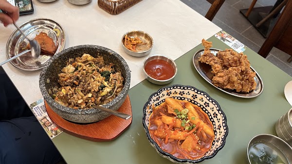Kimchi Mama (Bugis+) 5