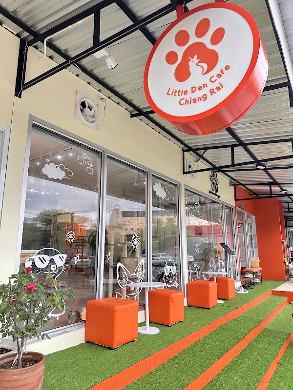 Little Den Café Chiangrai (Warm house) 2