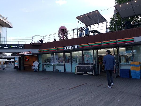 7-Eleven 3