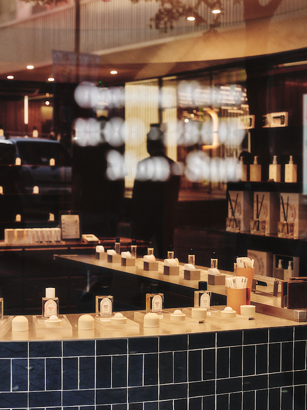SW19 Myeongdong 5