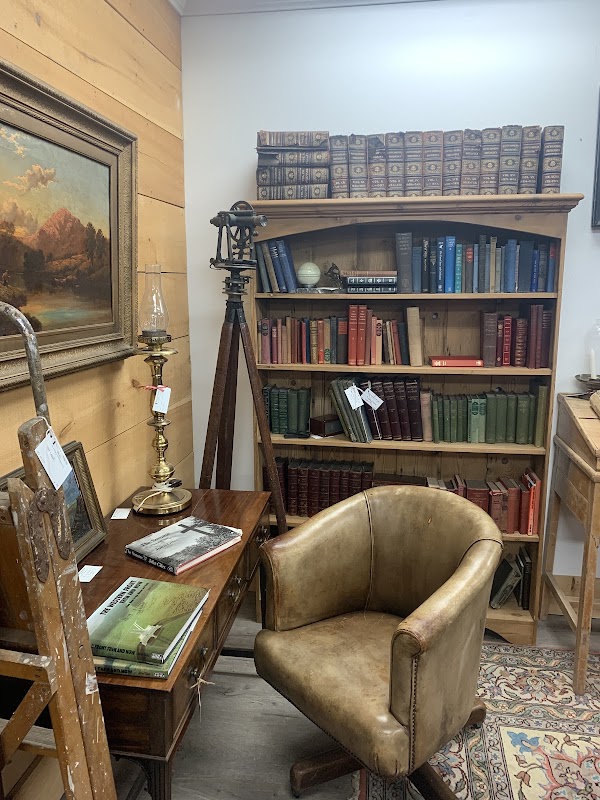 Castle Antiques & Cafe 2