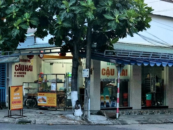 Lò bánh mì Cậu Hai